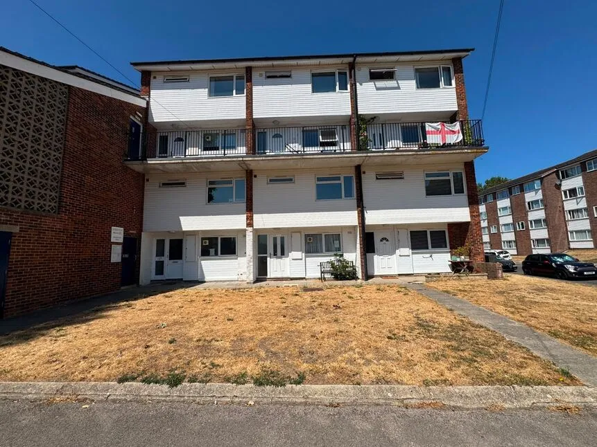 Lumsden Road, Southsea, Hampshire, PO4, photo 12