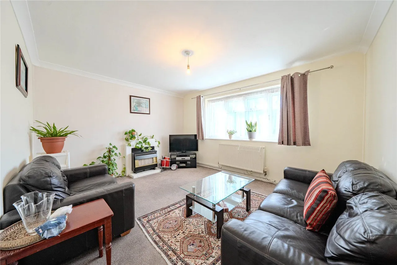 Cranmer Bank, Leeds, LS17, photo 2