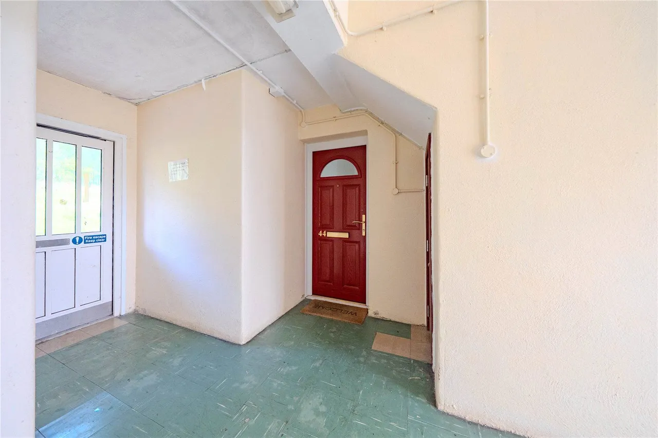Cranmer Bank, Leeds, LS17, photo 8