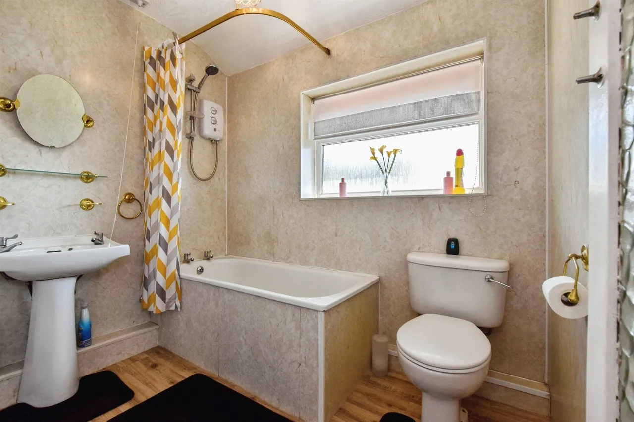 Wood Street, Port Talbot, SA13, photo 6