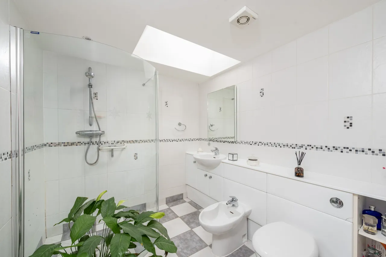 Rowsham Road, Bierton, HP22, photo 10