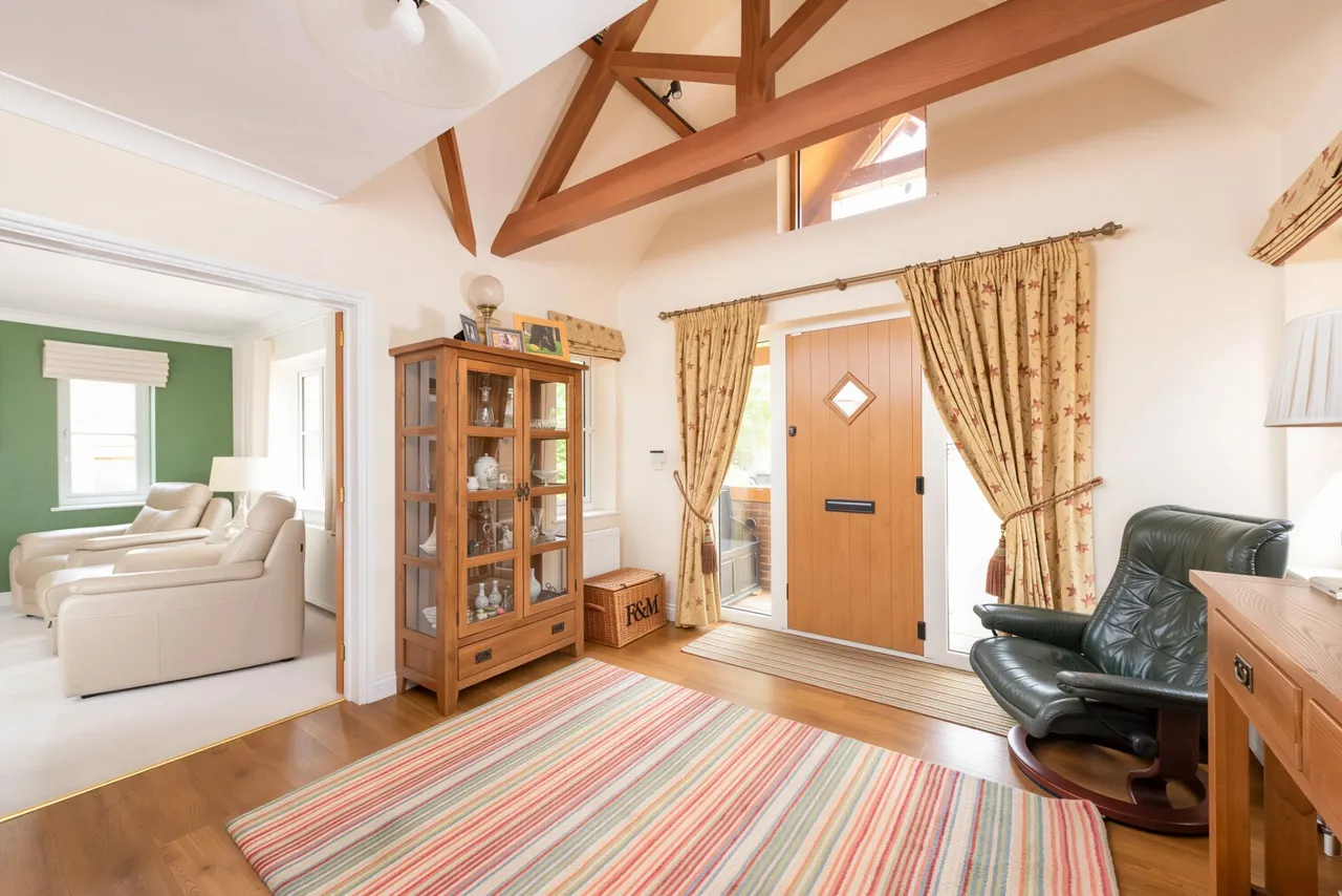 Rowsham Road, Bierton, HP22, photo 6