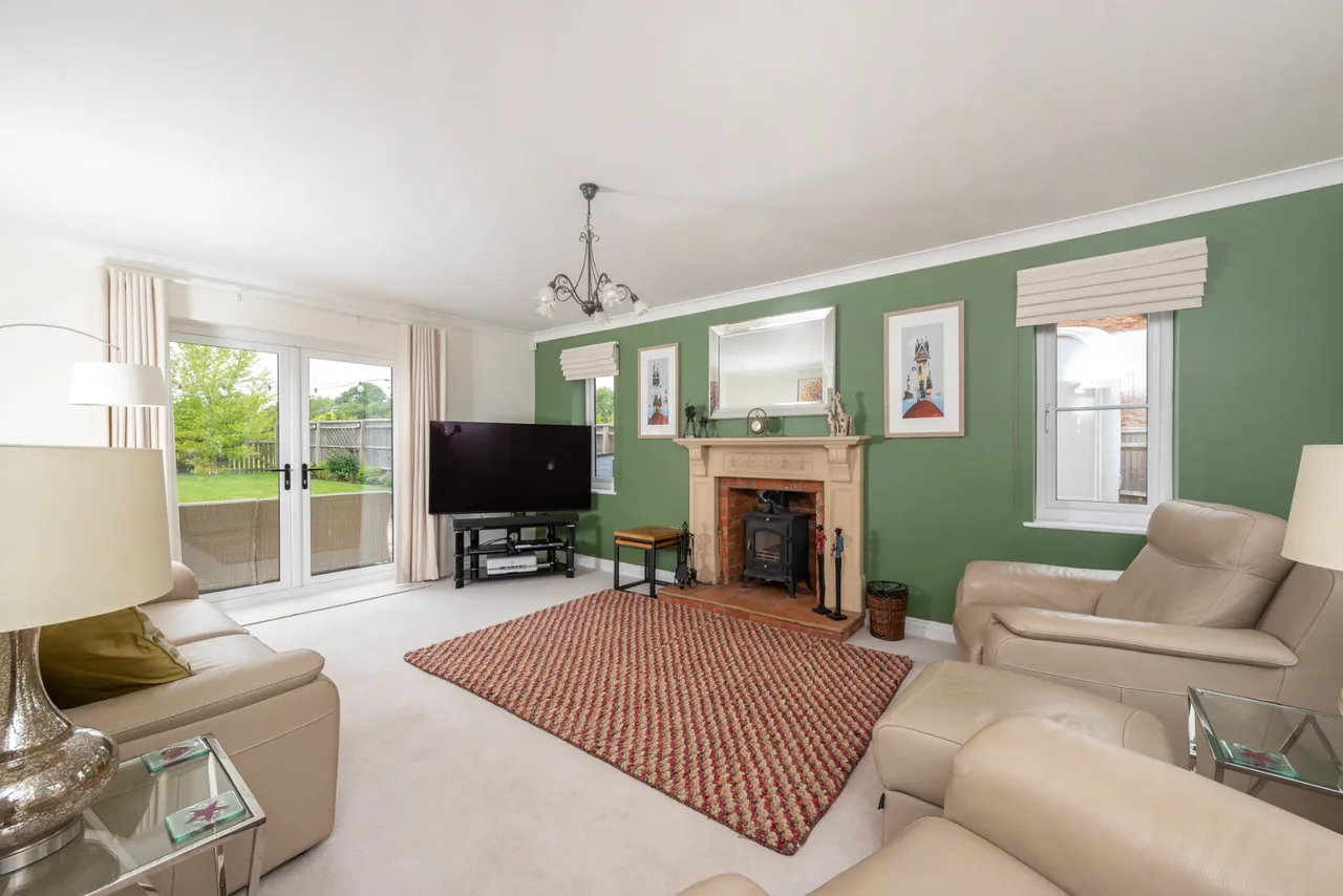 Rowsham Road, Bierton, HP22, photo 4