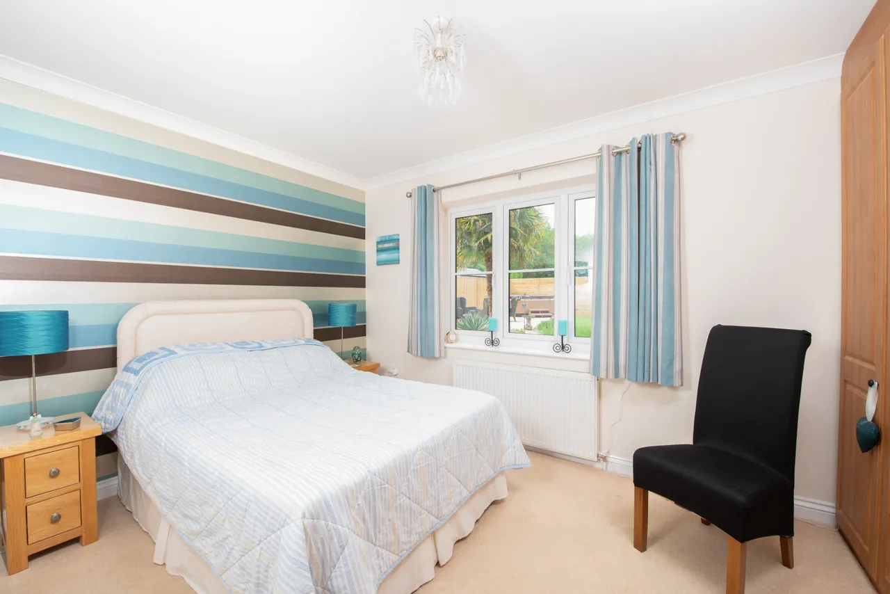 Rowsham Road, Bierton, HP22, photo 12