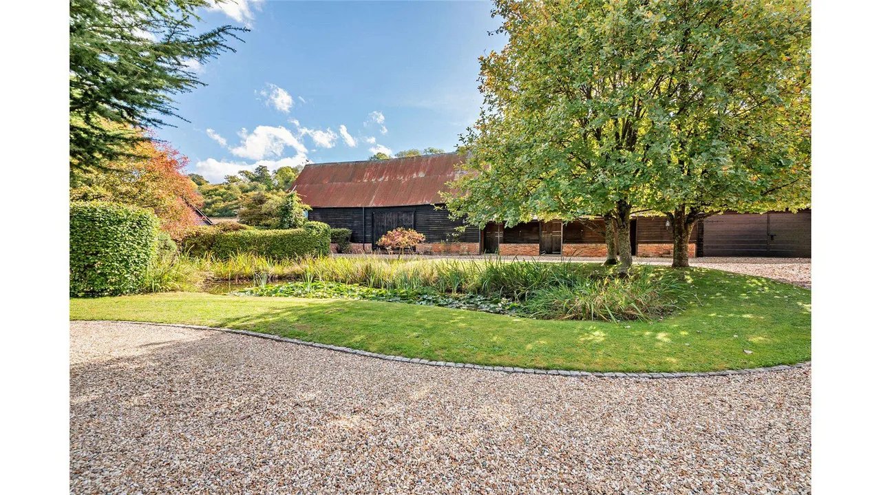 Witcha, Ramsbury, Marlborough, Wiltshire, SN8 2HQ, photo 12