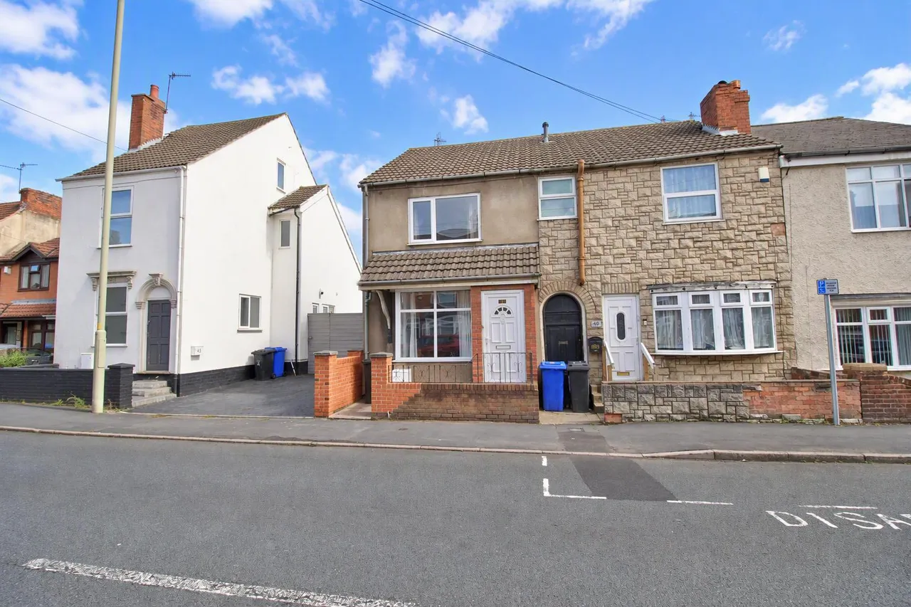 2 bed house for sale, Commonside, Brierley Hill, DY5