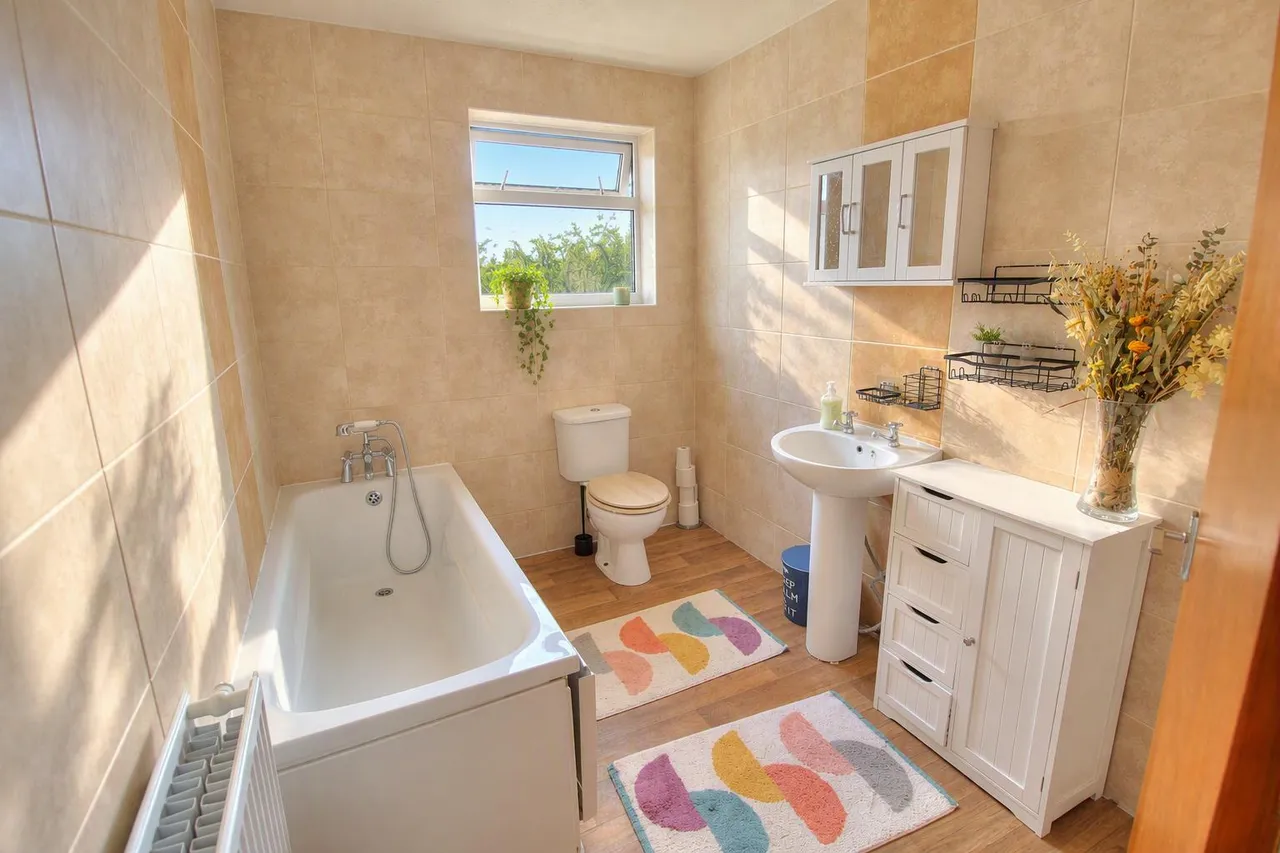 Commonside, Brierley Hill, DY5, photo 14