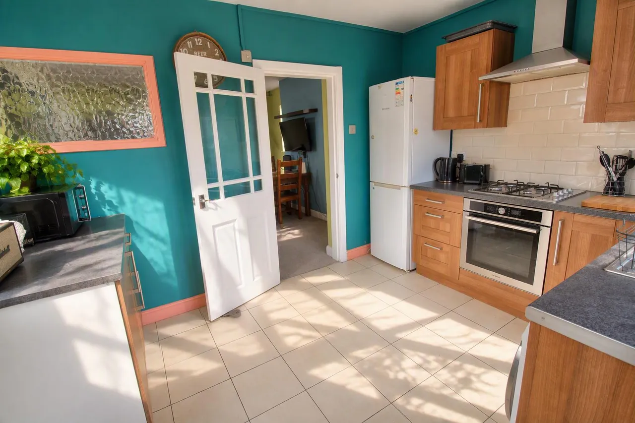 Commonside, Brierley Hill, DY5, photo 8