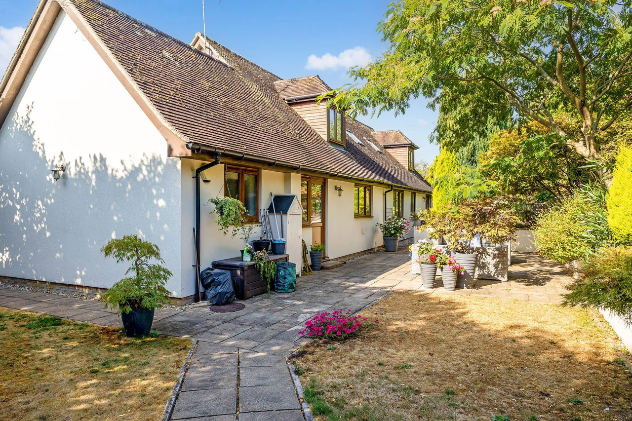Ashburn Place, Fordingbridge, SP6, photo 18