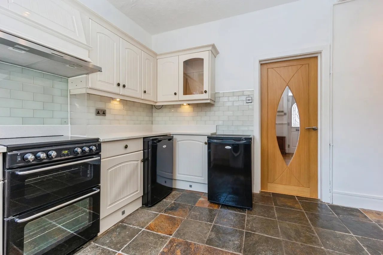 Kelsall Street, Sale, Greater Manchester, M33, photo 2