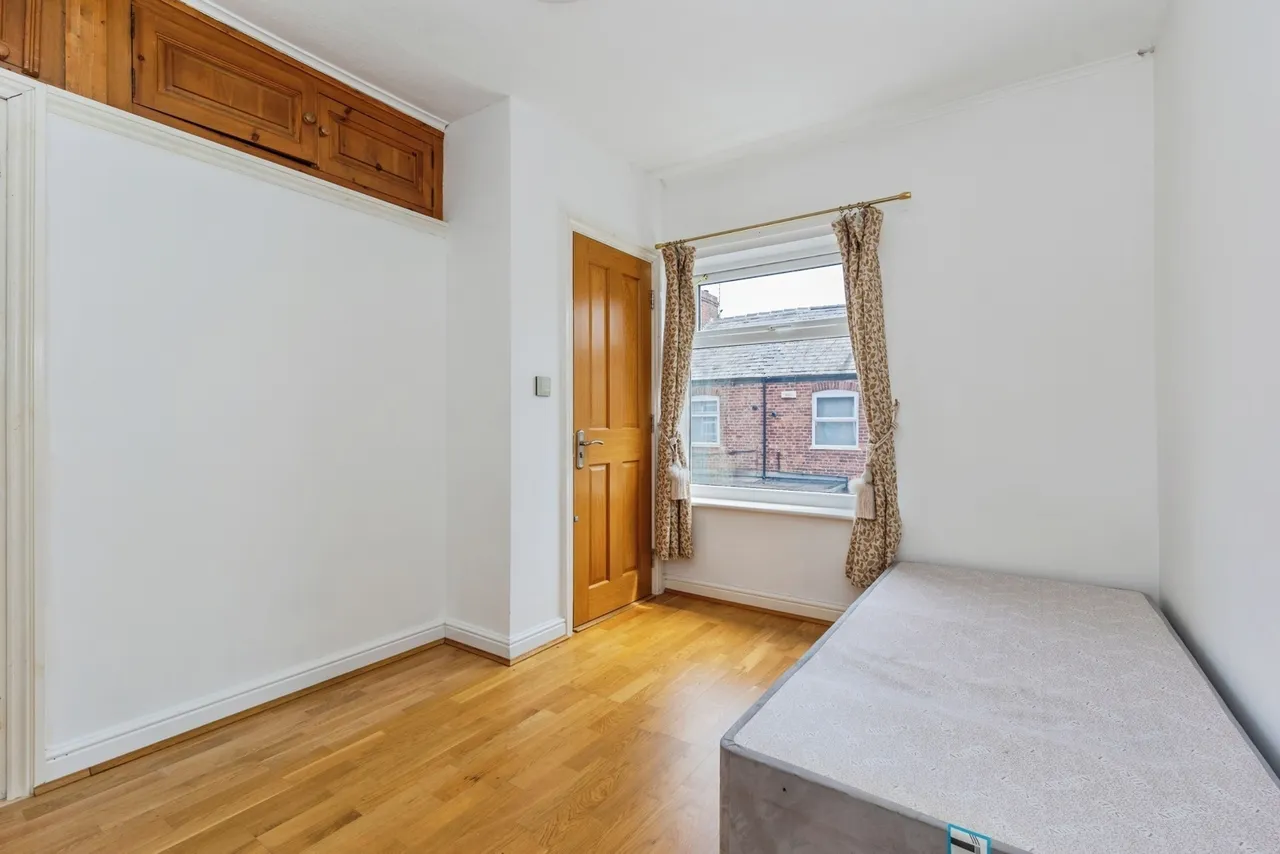 Kelsall Street, Sale, Greater Manchester, M33, photo 14