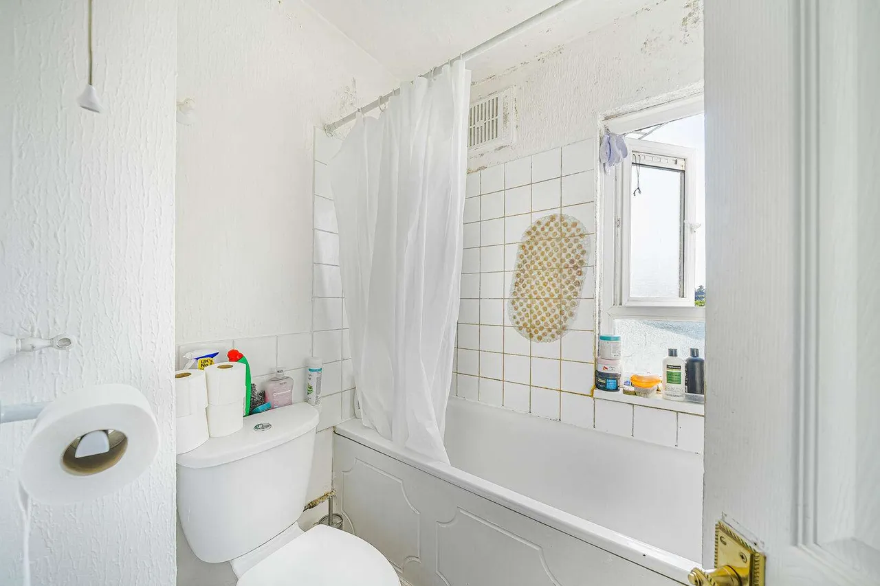 Ingoldsby Road, Gravesend, DA12, photo 8