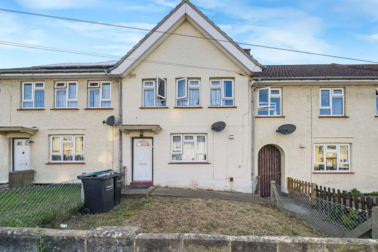 3 bed house for sale, Ingoldsby Road, Gravesend, DA12