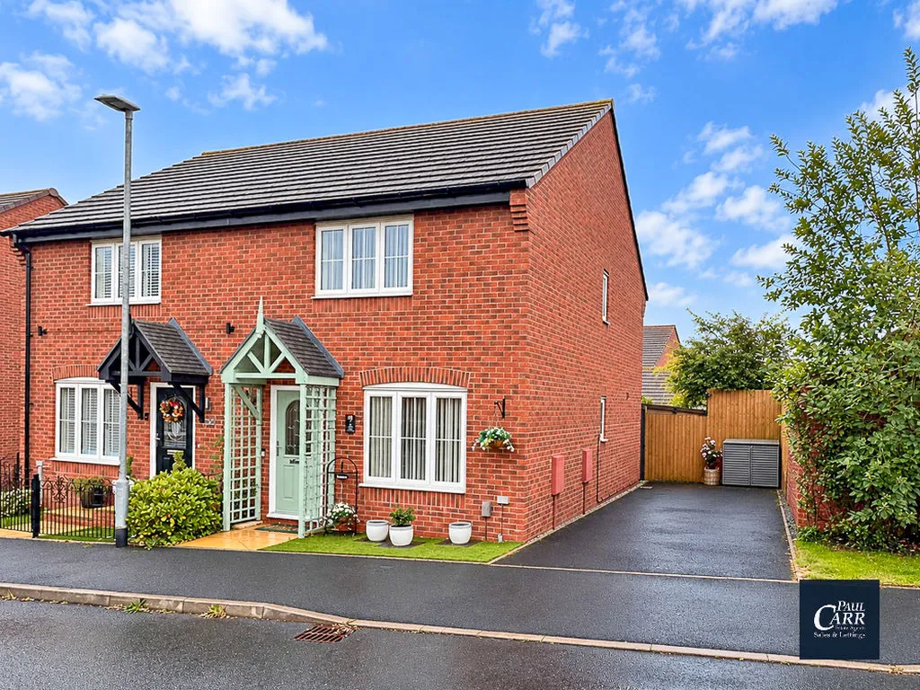 2 bed house for sale, Austin Avenue, Streethay, WS13
