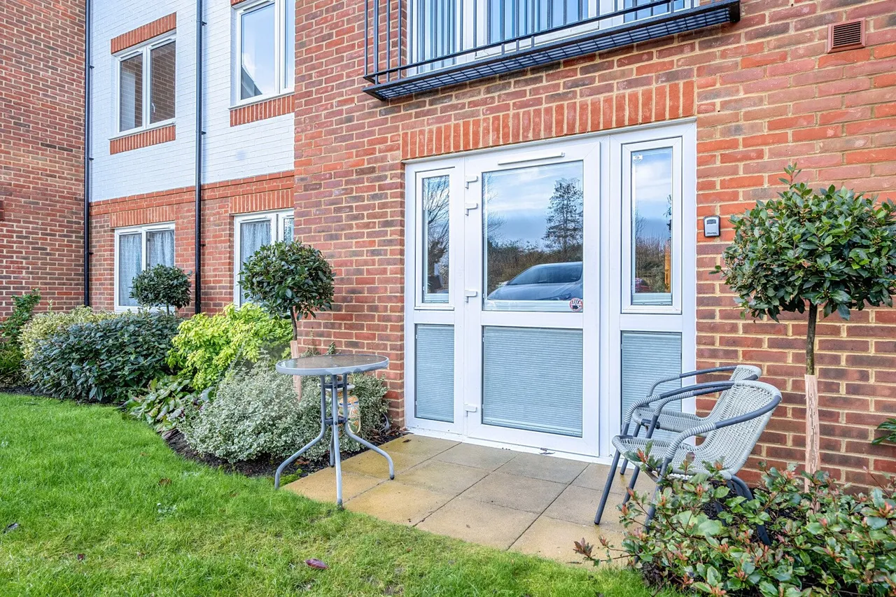 Birchwood Park Avenue, Kent, BR8, photo 21
