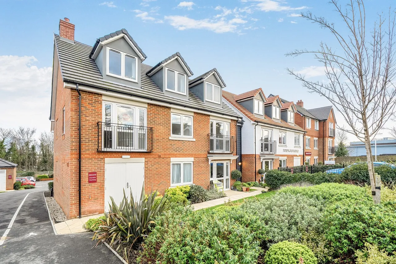 Birchwood Park Avenue, Kent, BR8, photo 17