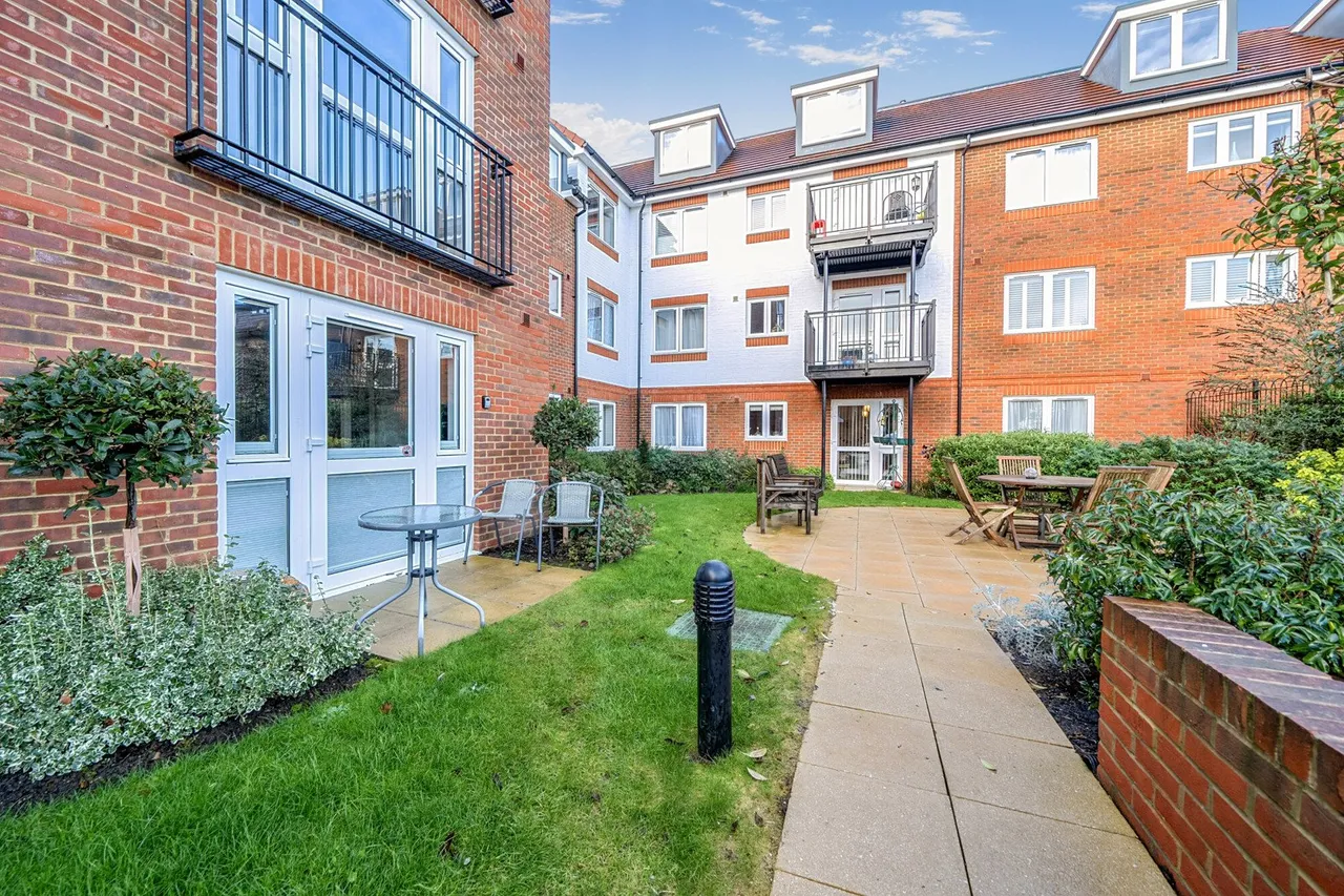 Birchwood Park Avenue, Kent, BR8, photo 19