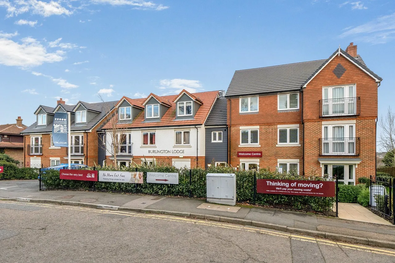 2 bed flat for sale — Birchwood Park Avenue, Kent, BR8