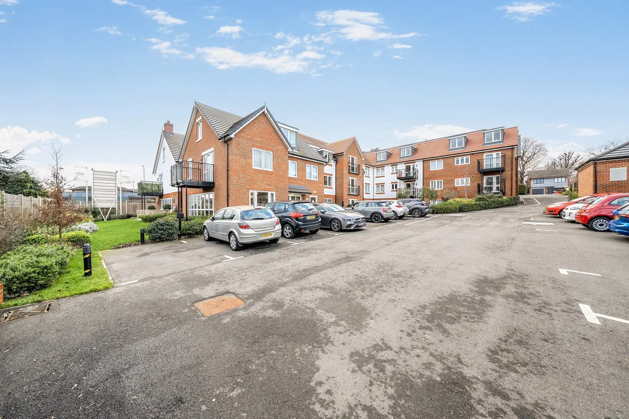 Birchwood Park Avenue, Kent, BR8, photo 5