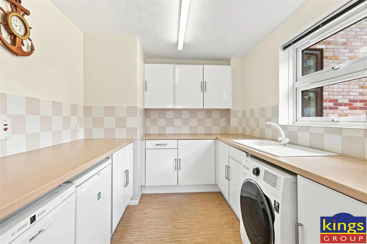Latchingdon Court, photo 4