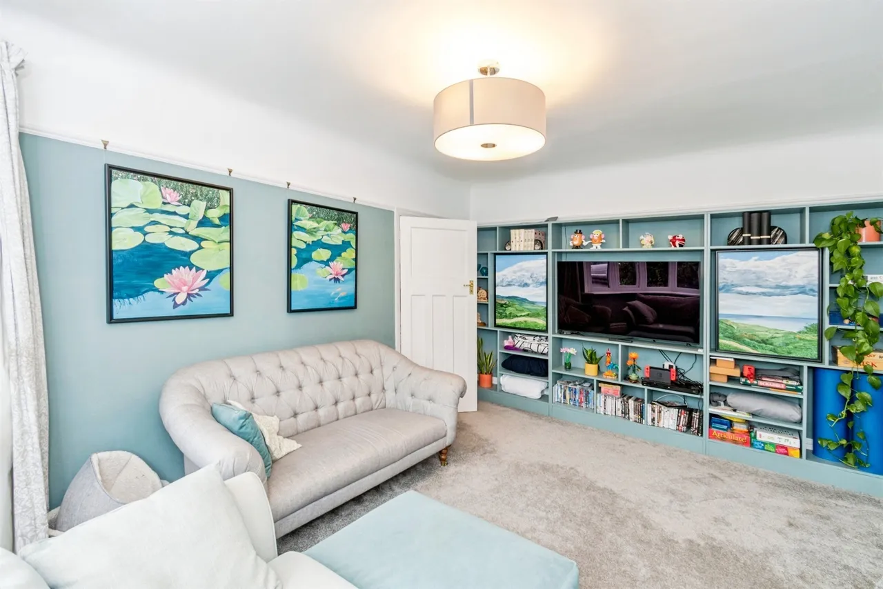 Bassett Crescent West, Southampton, SO16, photo 5