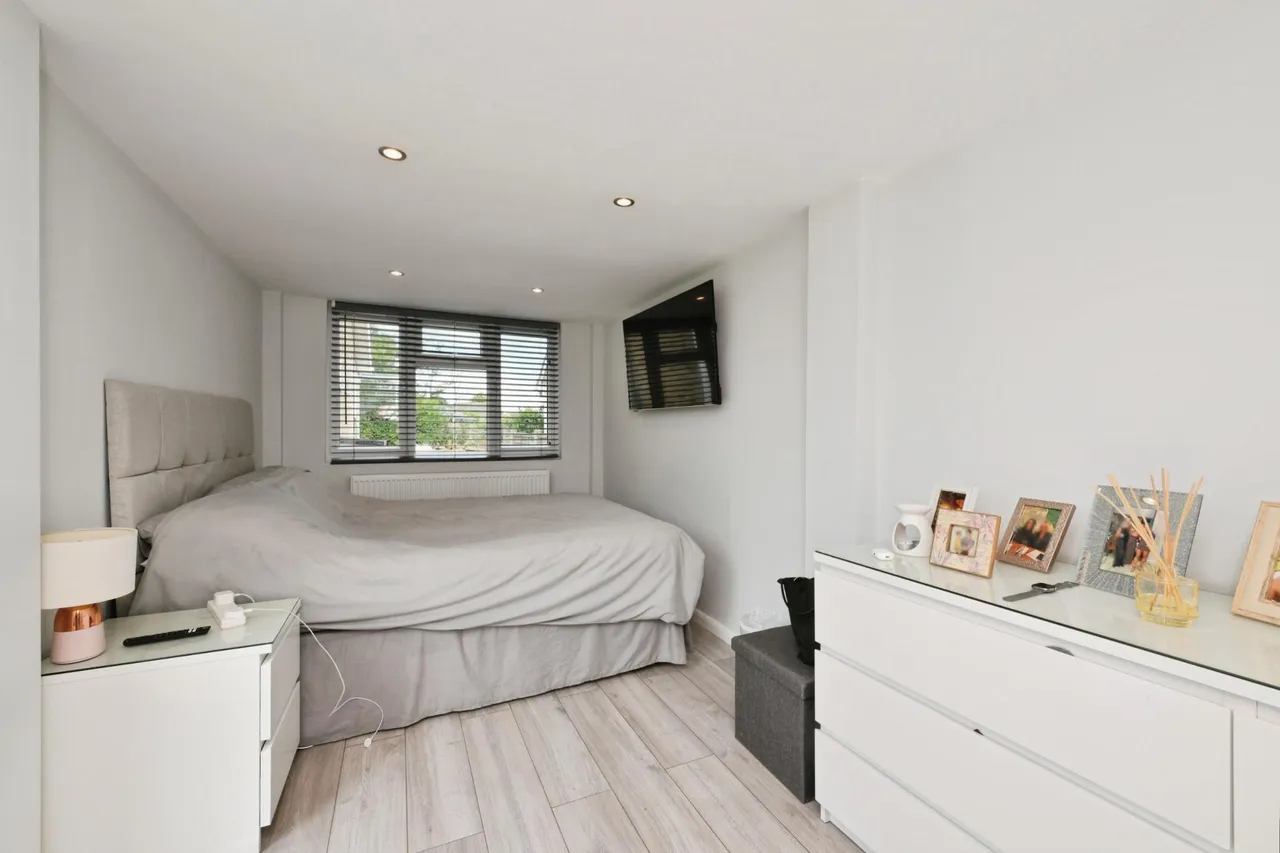 Holbeck Lane, Waltham Cross, EN7, photo 19