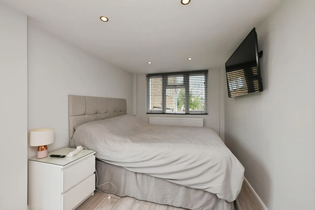 Holbeck Lane, Waltham Cross, EN7, photo 17