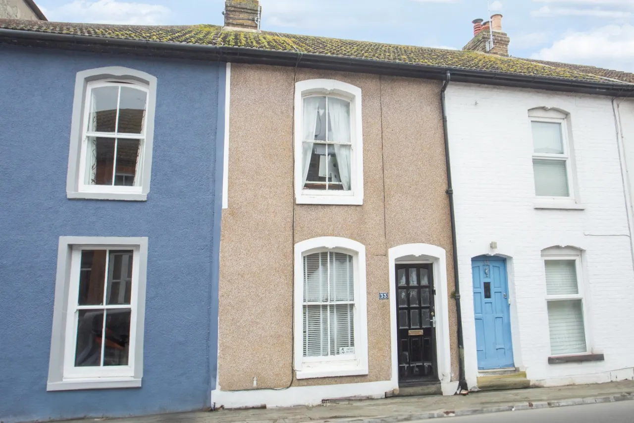 2 bed house for sale, Essex Street, Whitstable, CT5