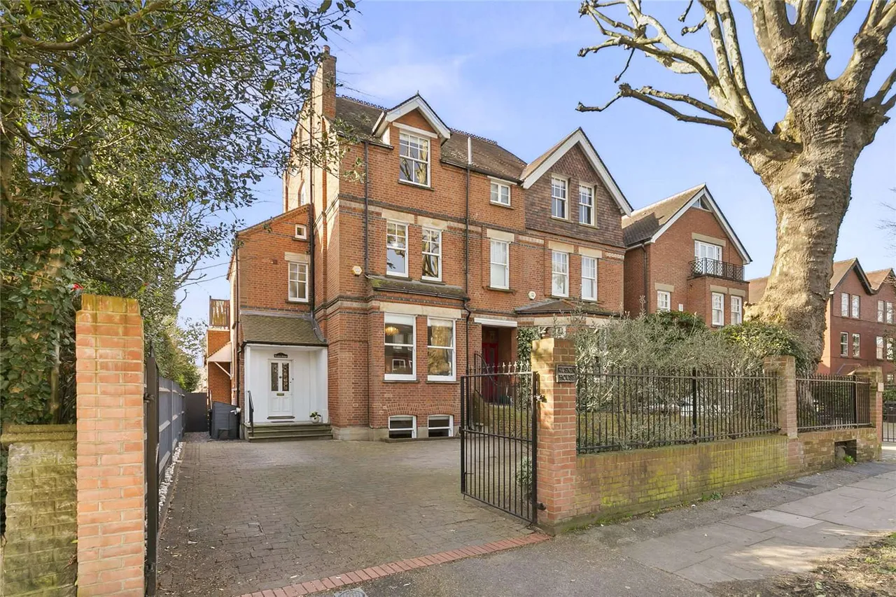 5 bed house for sale — The Drive, Wimbledon, London, SW20 8TG
