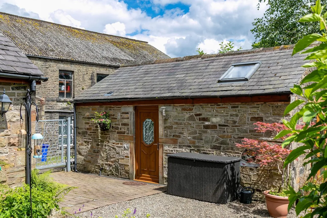 Lee Brook Road, Rossendale, BB4 8JF, photo 31