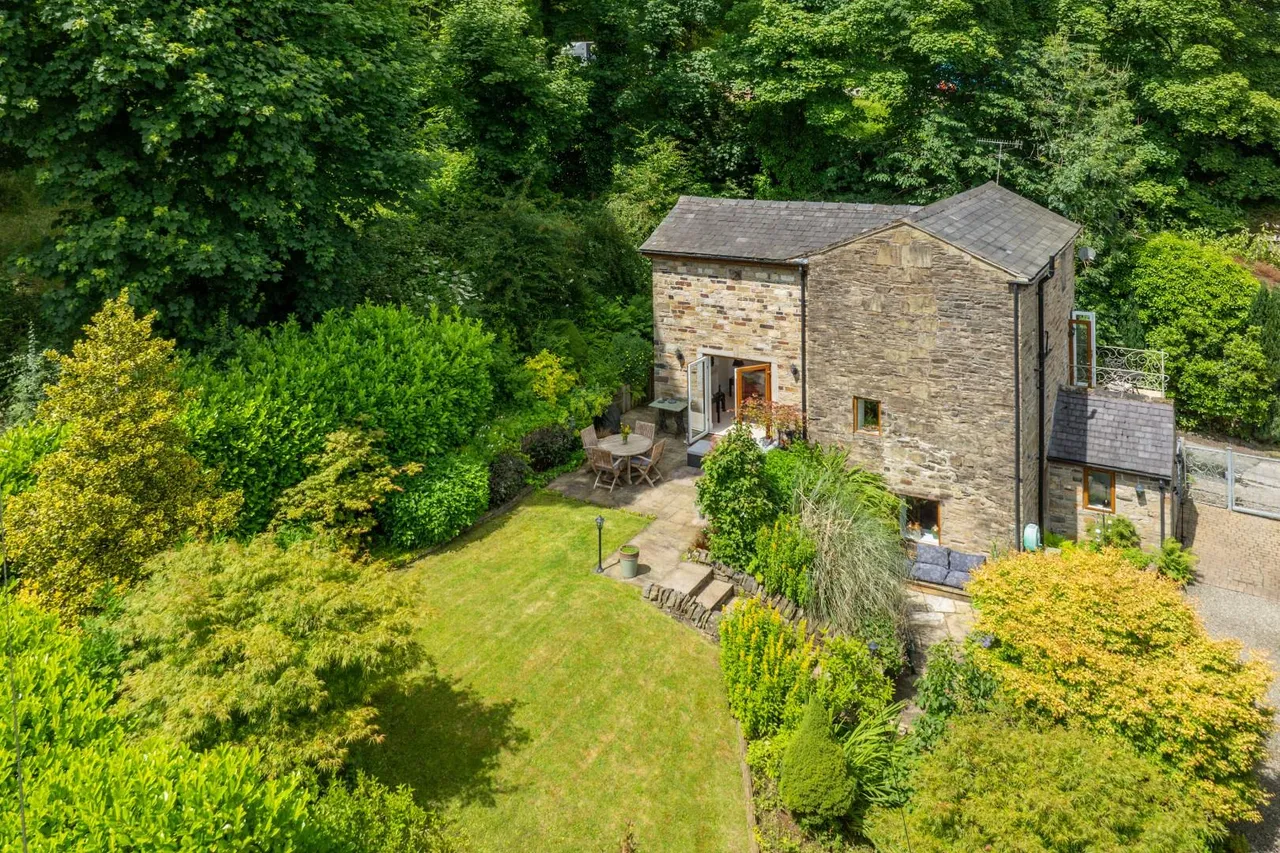 Lee Brook Road, Rossendale, BB4 8JF, photo 2