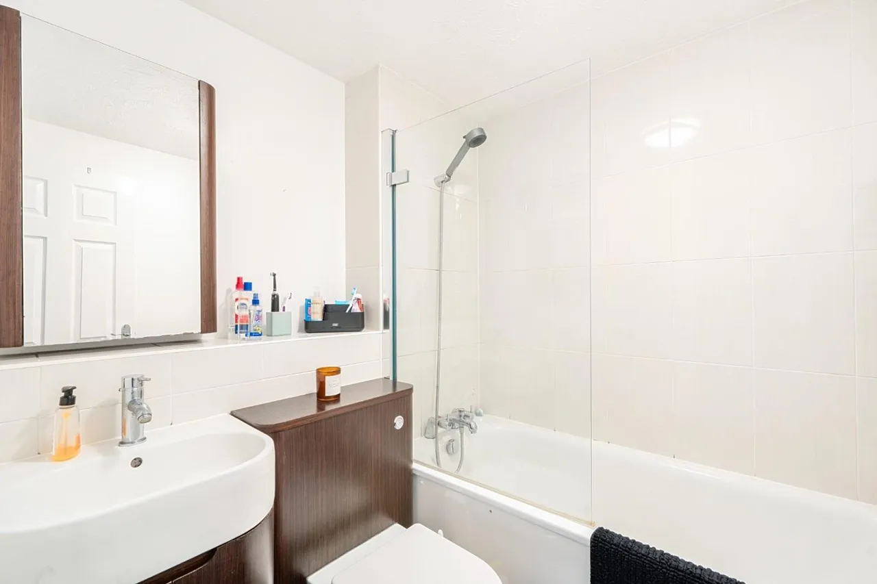 Mapeshill Place, Willesden Green, NW2, photo 8