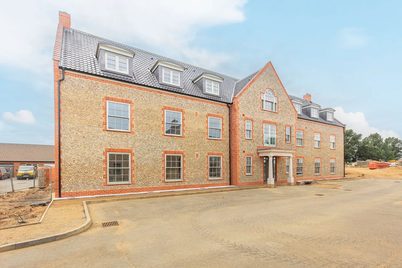 3 bed house for sale, Final Homes Remaining, Four Miles