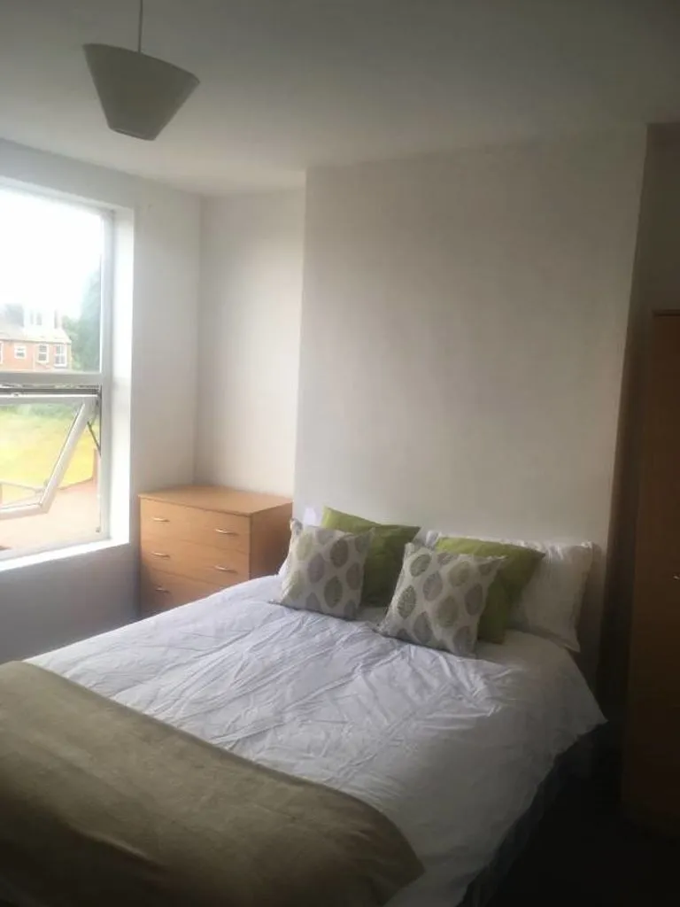 Viewings, B16, photo 2