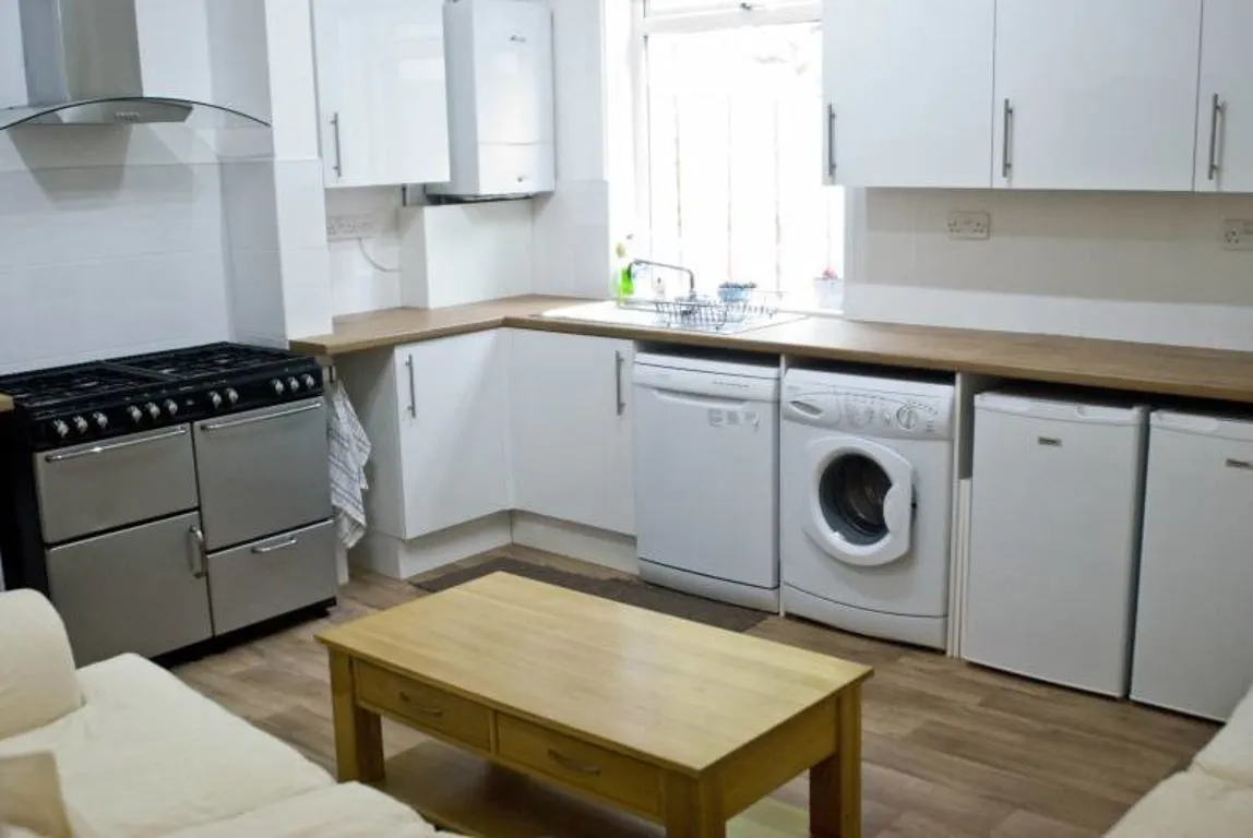 Viewings, B16, photo 5