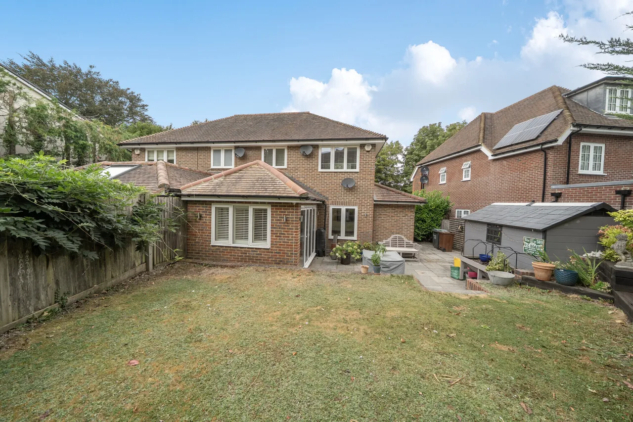 Homefield Road, Chorleywood, WD3, photo 11