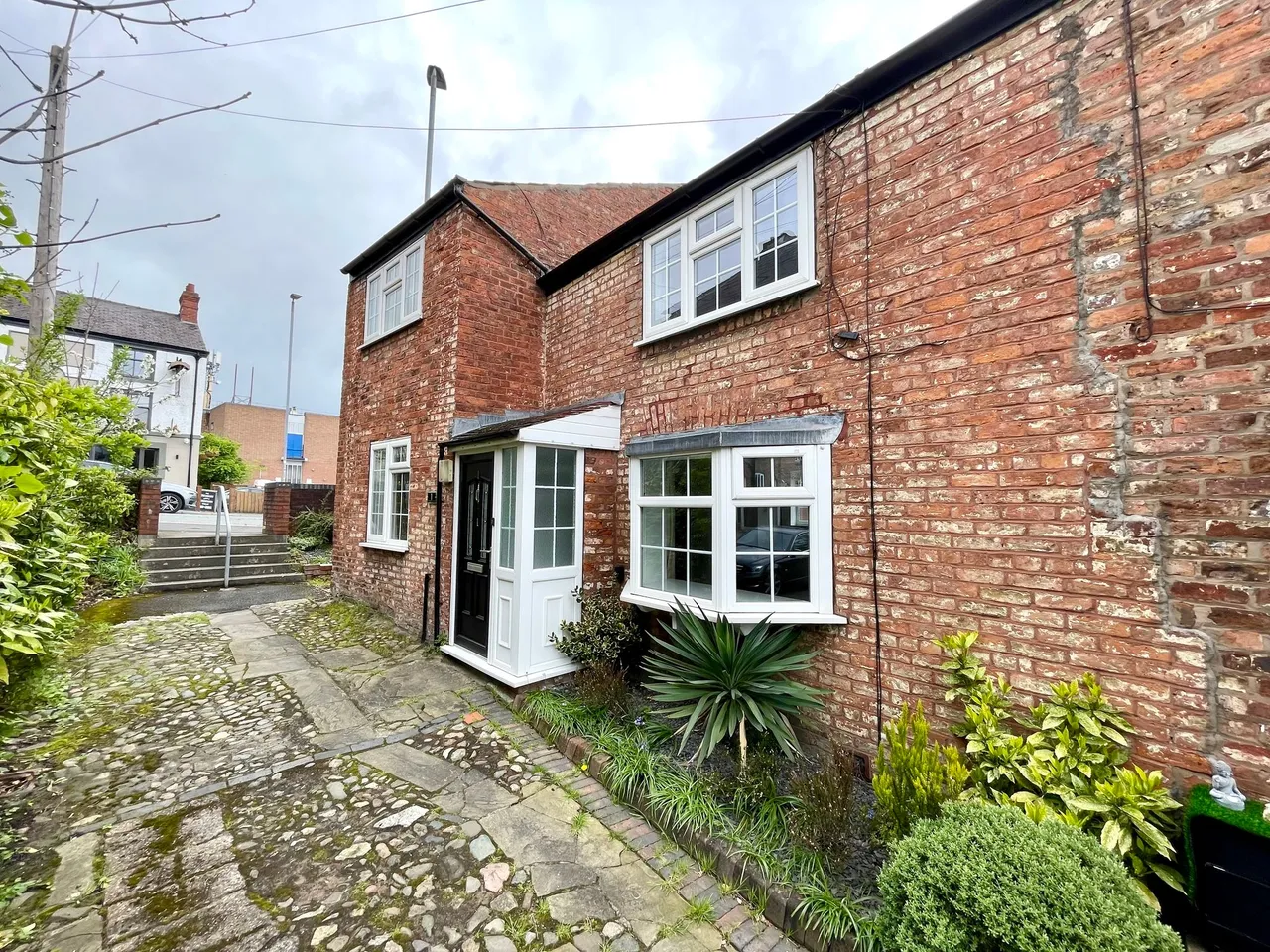 2 bed house for sale, Stamford Place, Wilmslow