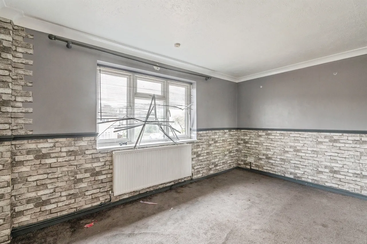 Fyfield Road, Rainham, RM13, photo 7