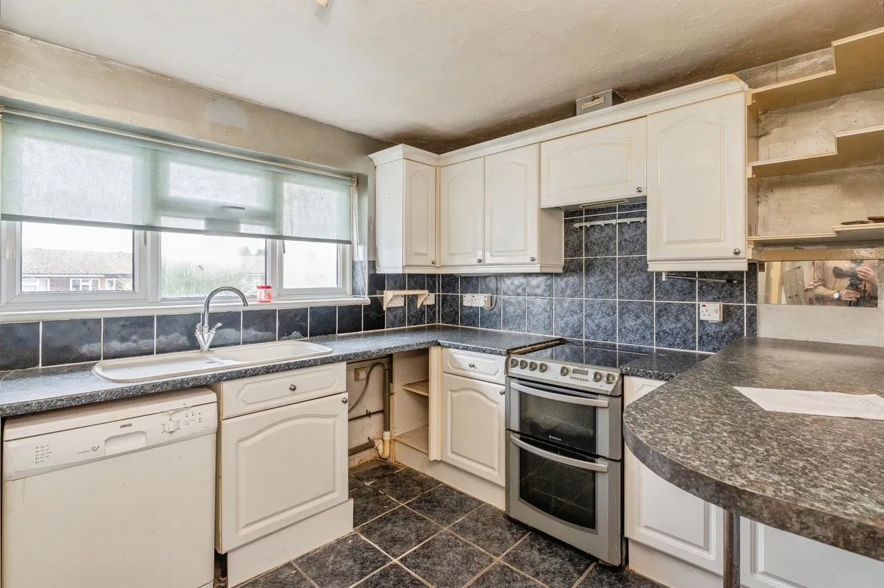 Fyfield Road, Rainham, RM13, photo 5