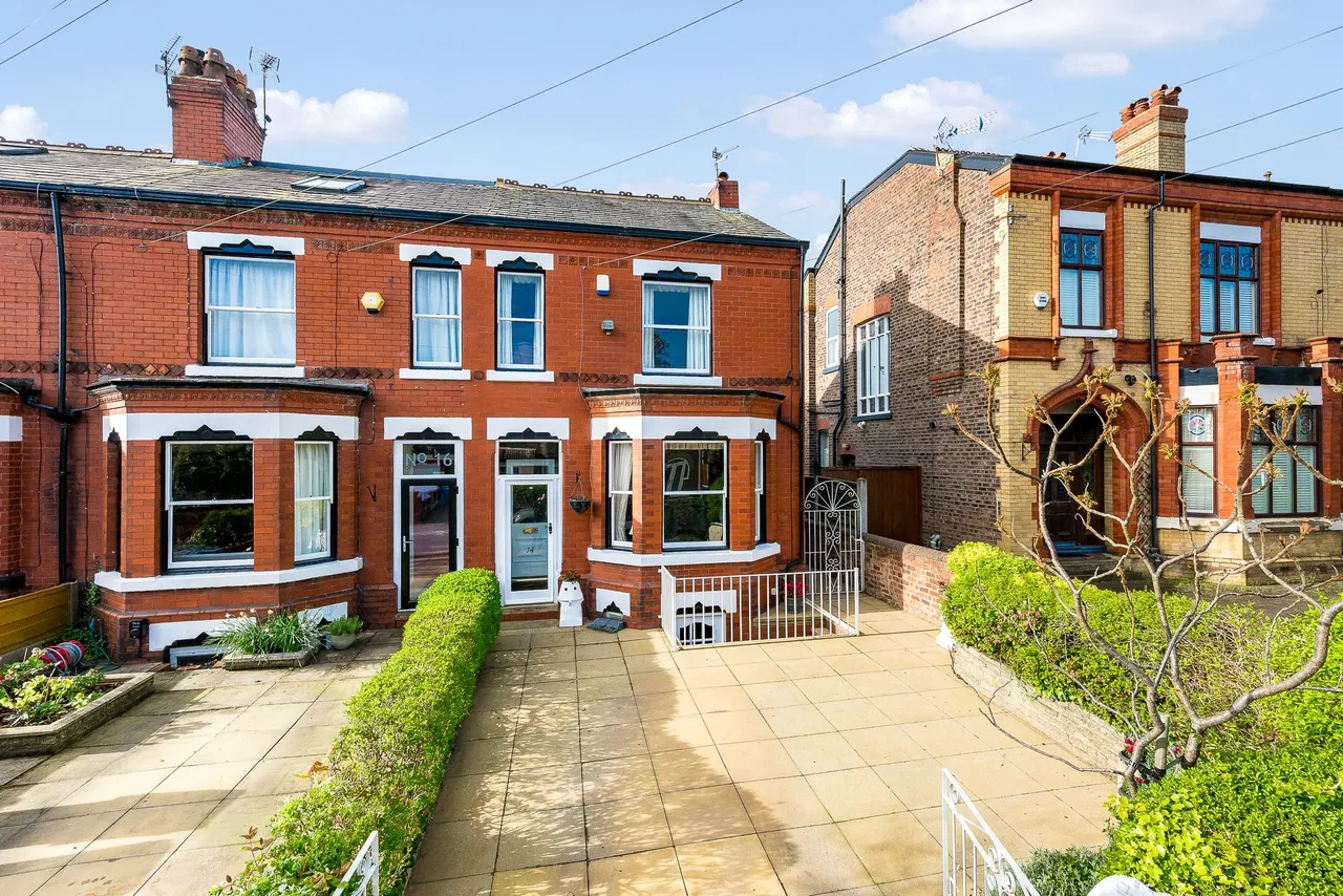 4 bed house for sale, Highfield, Sale