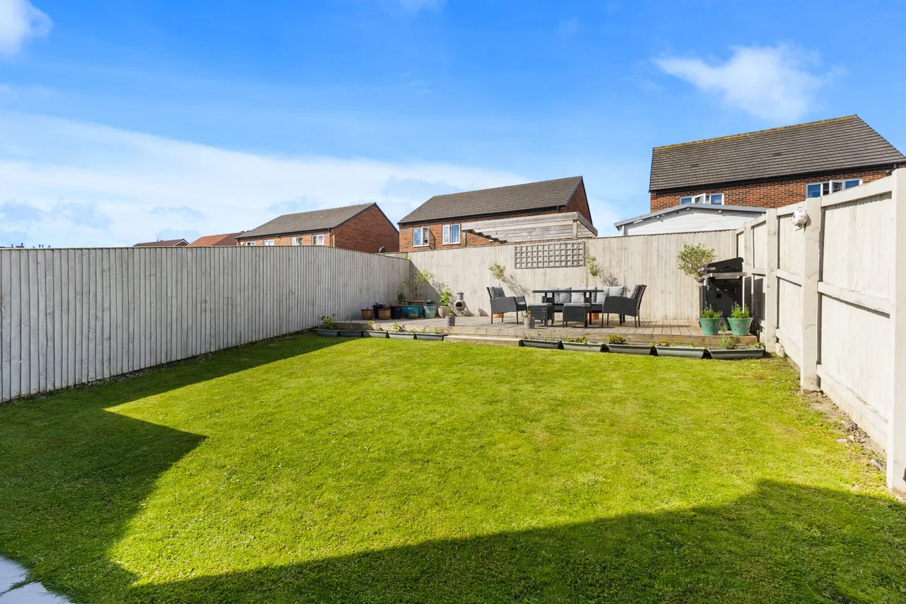 Aspen Street, Normanton, photo 20