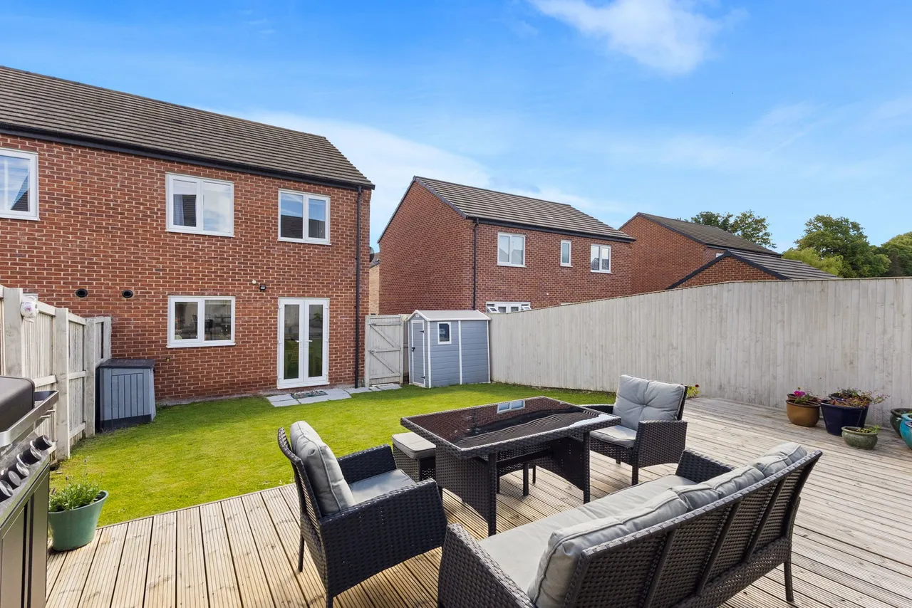 Aspen Street, Normanton, photo 21