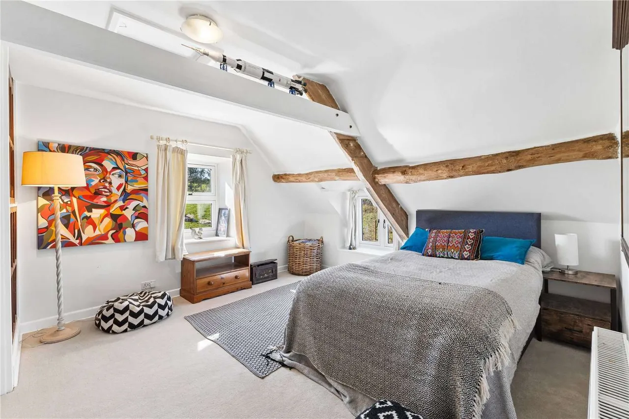 Tetbury Lane, Nailsworth, Stroud, Gloucestershire, GL6 0QP, photo 11
