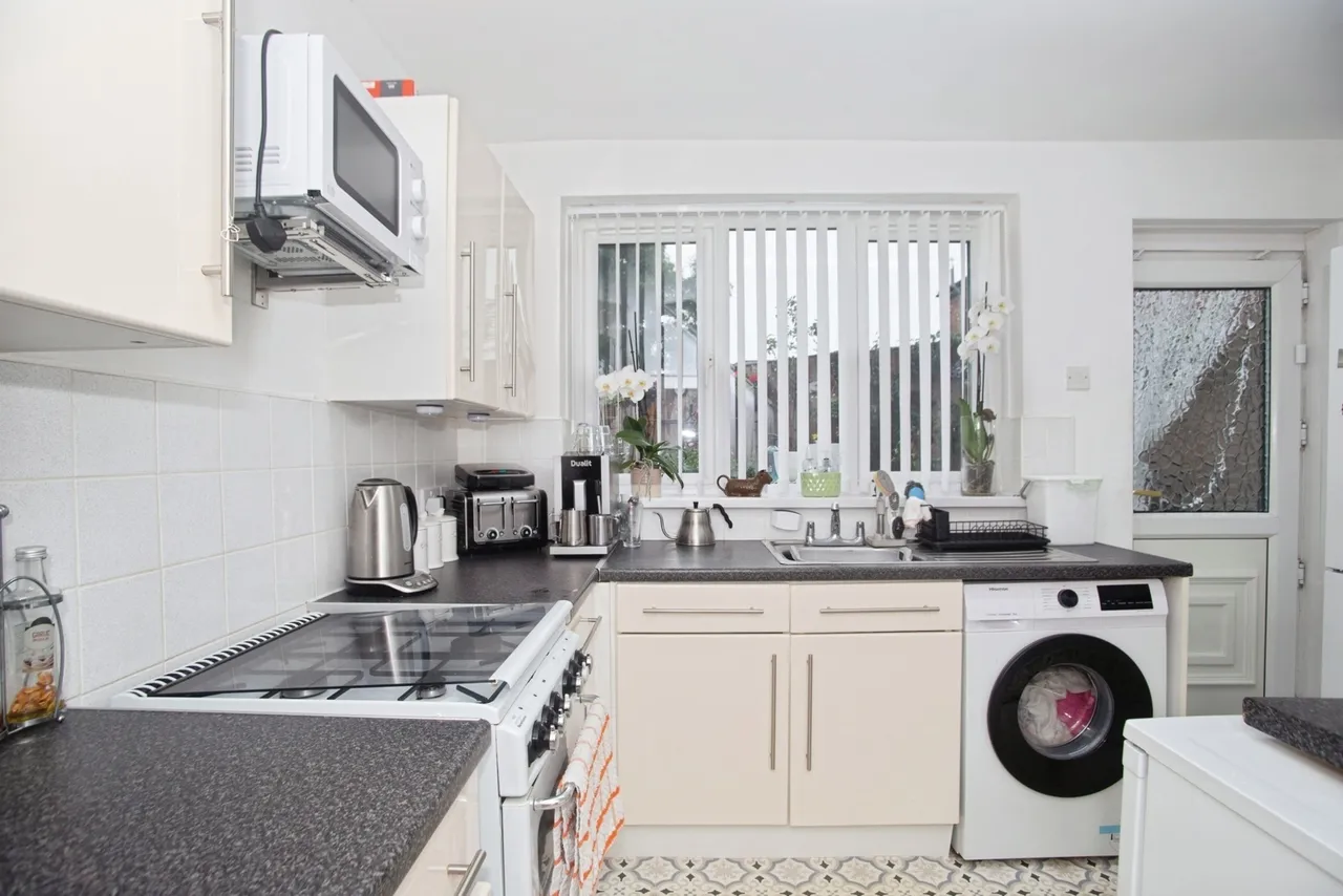 Ascot Road, MANCHESTER, Lancashire, M40, photo 9