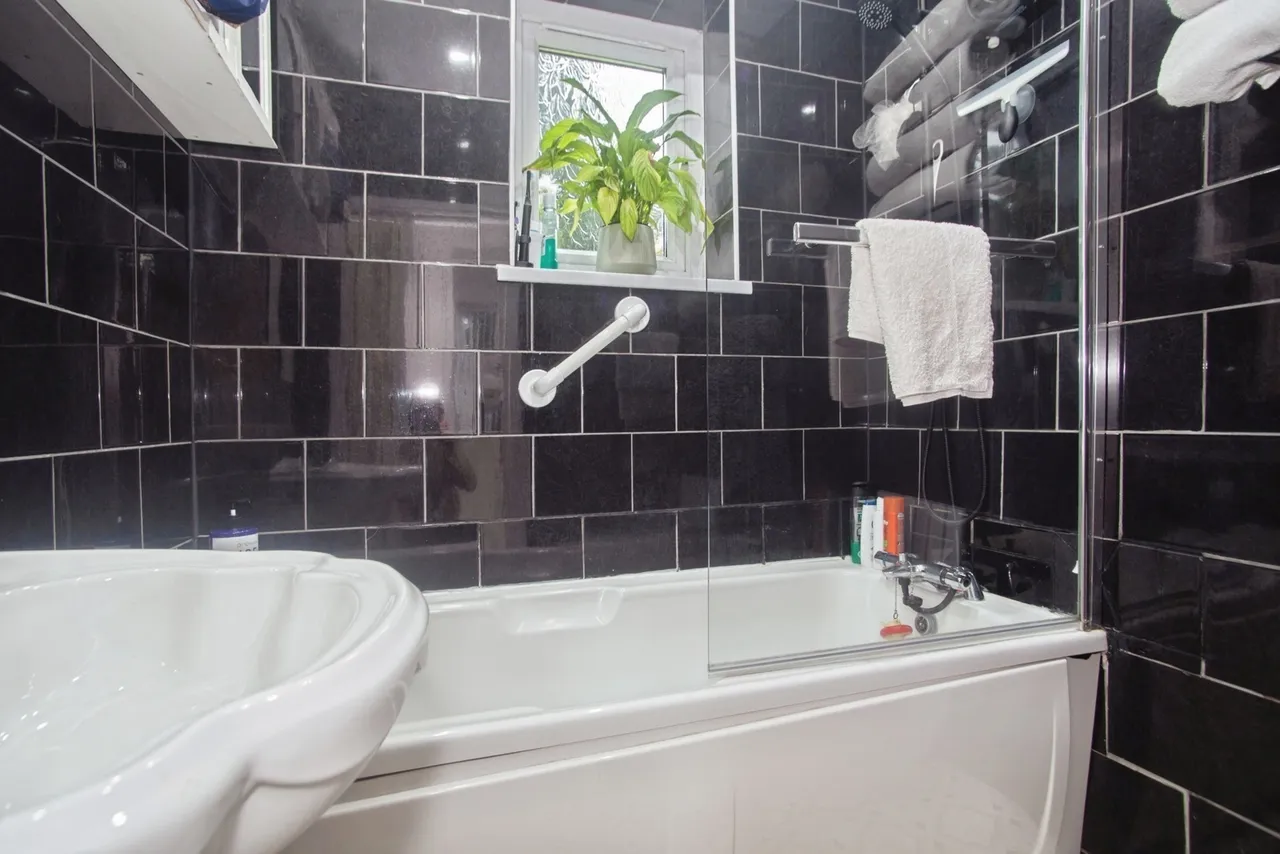 Ascot Road, MANCHESTER, Lancashire, M40, photo 13