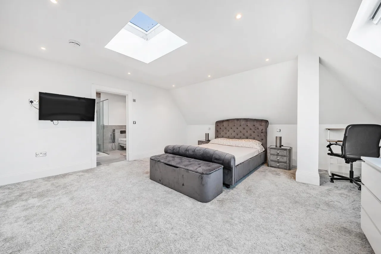 Walpole Avenue, Chipstead, photo 32