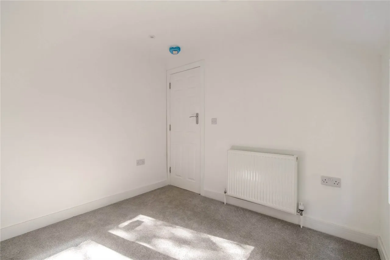 Oxford Road, Banbury, OX16, photo 18