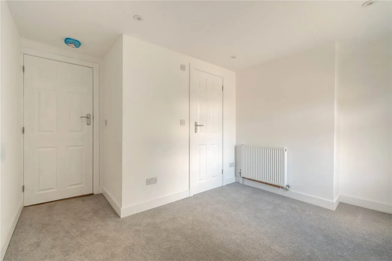Oxford Road, Banbury, OX16, photo 16