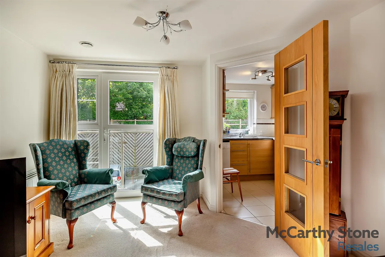 Tregolls Road, Truro, TR1, photo 3