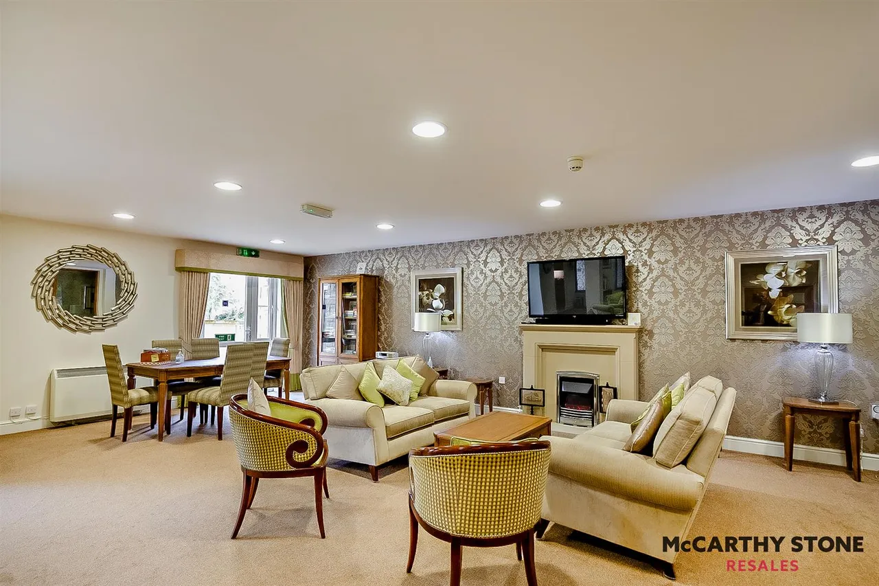 Tregolls Road, Truro, TR1, photo 13